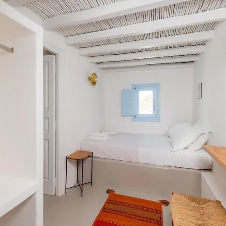 Villa Traditional Village Stone House With Garden - Mykonos