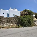 Traditional Village Stone House With Garden - Mykonos Villa Ano Mera