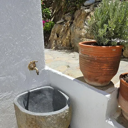 Traditional Village Stone House With Garden - Mykonos